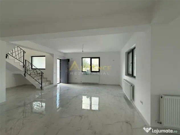 Vila pe prima strada / 4 Camere / 3 Bai / Incalzire Pardosea