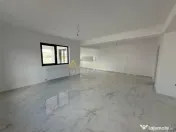 Vila pe prima strada / 4 Camere / 3 Bai / Incalzire Pardosea 