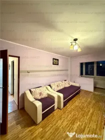 Apartament cu 3 camere, decomandat - Cartier Racadau