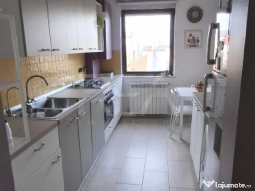 3 camere Vatra Luminoasă, centrală, et. 3, an 2013, 72 mp