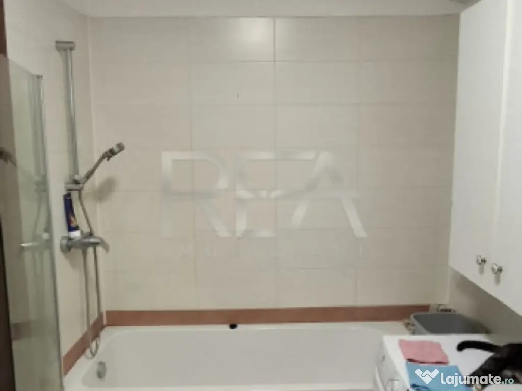 3 camere Vatra Luminoasă, centrală, et. 3, an 2013, 72 mp