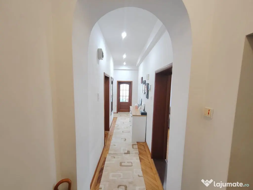 Parcul Carol,imobil versatil rezidential /birouri,parcare...