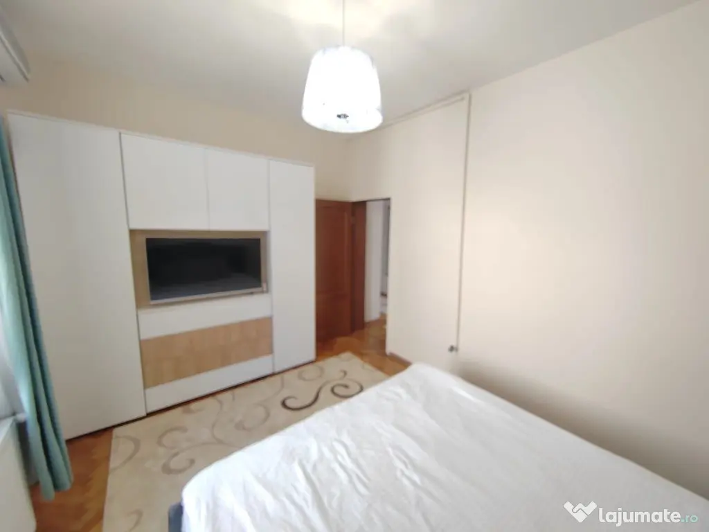 Parcul Carol,imobil versatil rezidential /birouri,parcare...