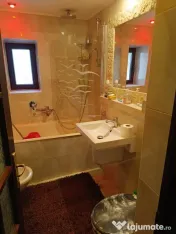 Apartament 3 camere C.R.Vivu 