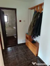 Apartament 3 camere C.R.Vivu 