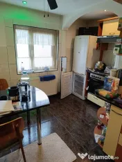 Apartament 3 camere C.R.Vivu 