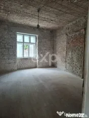 Casa individuala + curte 