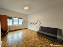 Proprietate renovata cu boxa generoasa pe Bulevardul 21 Dece