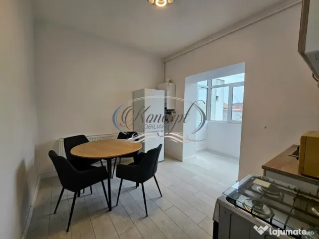 Proprietate renovata cu boxa generoasa pe Bulevardul 21 Dece