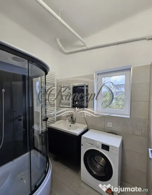 Proprietate renovata cu boxa generoasa pe Bulevardul 21 Dece