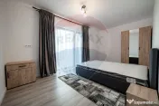 Apartament cu 3 camere de închiriat în zona Centrala 