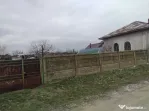 Teren intravilan 1080 mp + casa demolabila Cosoveni