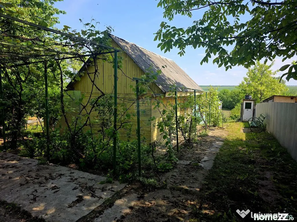 Teren intravilan 4,516mp Doina