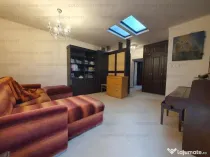 Apartament cu 3 camere, decomandat - zona Poiana Brasov
