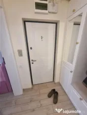 Apartament 3 cam et 2 decomandat renovat zona Colfescu 