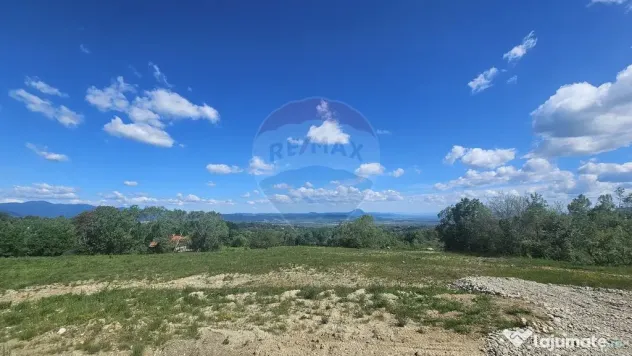 Teren intravilan 1900 mp| Bran / Sohodol | Priveliște su...