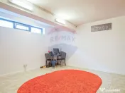 Casă premium cu 270 mp utili, 7 camere ,curte generoasă... 