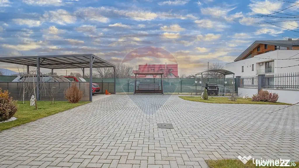 Casă premium cu 270 mp utili, 7 camere ,curte generoasă...
