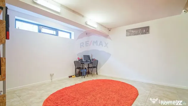 Casă premium cu 270 mp utili, 7 camere ,curte generoasă...
