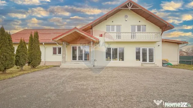 COMISION 0|VILA STUPINI – 1.400 MP TEREN, 295 MP UTILI