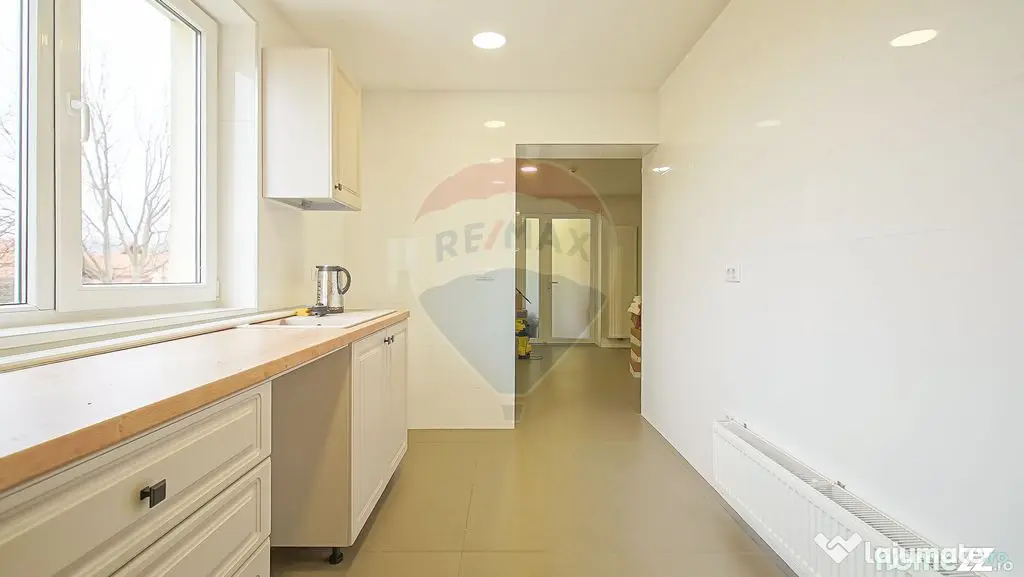 COMISION 0|VILA STUPINI – 1.400 MP TEREN, 295 MP UTILI