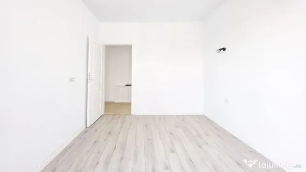 | Spatiu Birou - Bloc Boutique - 2 Camere&Terasa | Jovial...