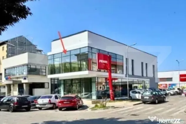Spațiu comercial nou, 150 mp, Zona Ultracentrala - Titu