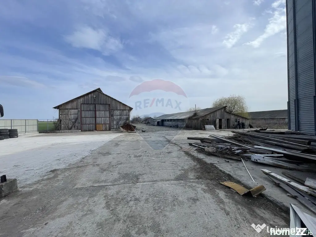 Teren 73,351mp plus Constructii Focsani / Calea Munteniei