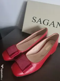 Pantofi noi din piele naturală