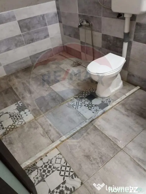 Pensiune 20 camere de vânzare zona Gradiste - Preluare c... - Arad (Arad)
