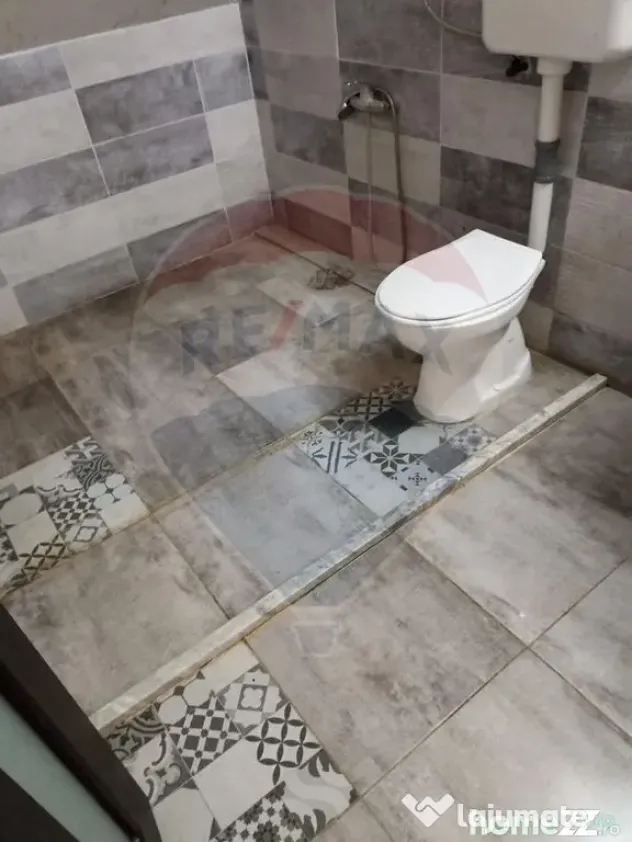 Pensiune 20 camere de vânzare zona Gradiste - Preluare c... - Arad (Arad)