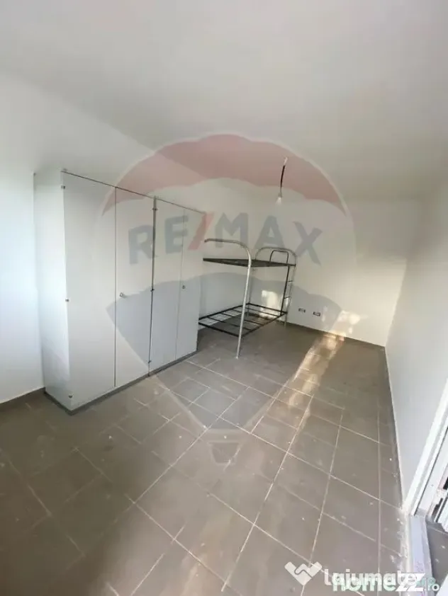 Pensiune 20 camere de vânzare zona Gradiste - Preluare c... - Arad (Arad)