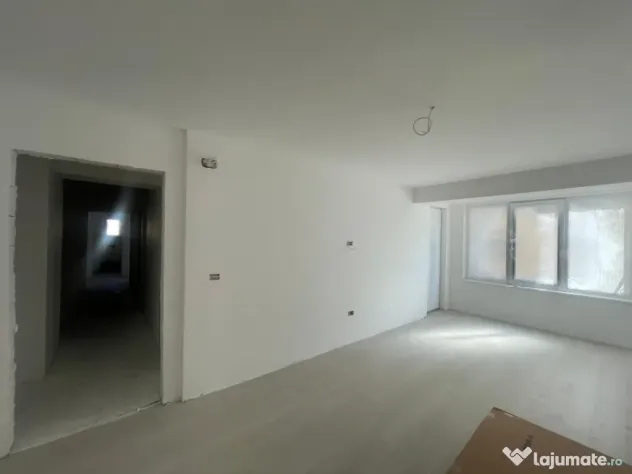 Apartament 3 camere, 2 bai, 90.31 mp, zona George Enescu