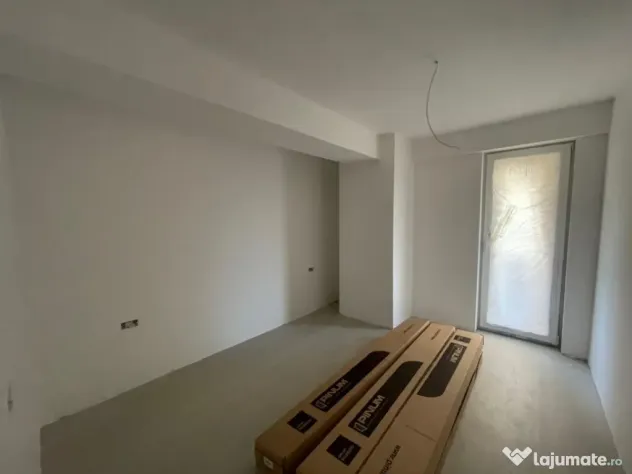 Apartament 3 camere, 2 bai, 90.31 mp, zona George Enescu
