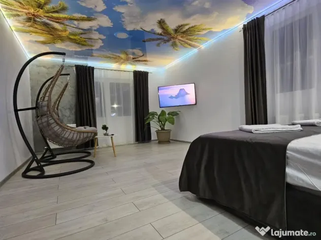 Cabana 15 persoane | 7 camere | 6 băi | Living pentru petreceri | Terase Grătar