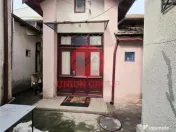 Casa 3 Camere Si Garsoniera in Vila, Zona Centrala 