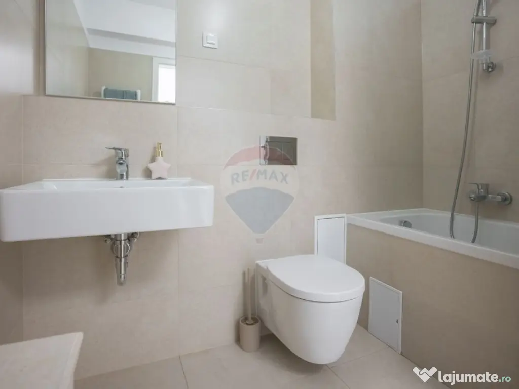 Apartament cu 3 camere decomandat, boxă și parcare la C...