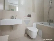 Apartament cu 3 camere decomandat, boxă și parcare la C... 