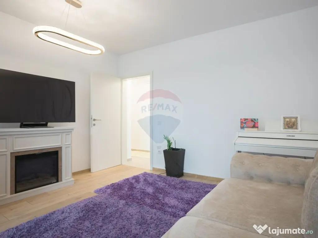 Apartament cu 3 camere decomandat, boxă și parcare la C...
