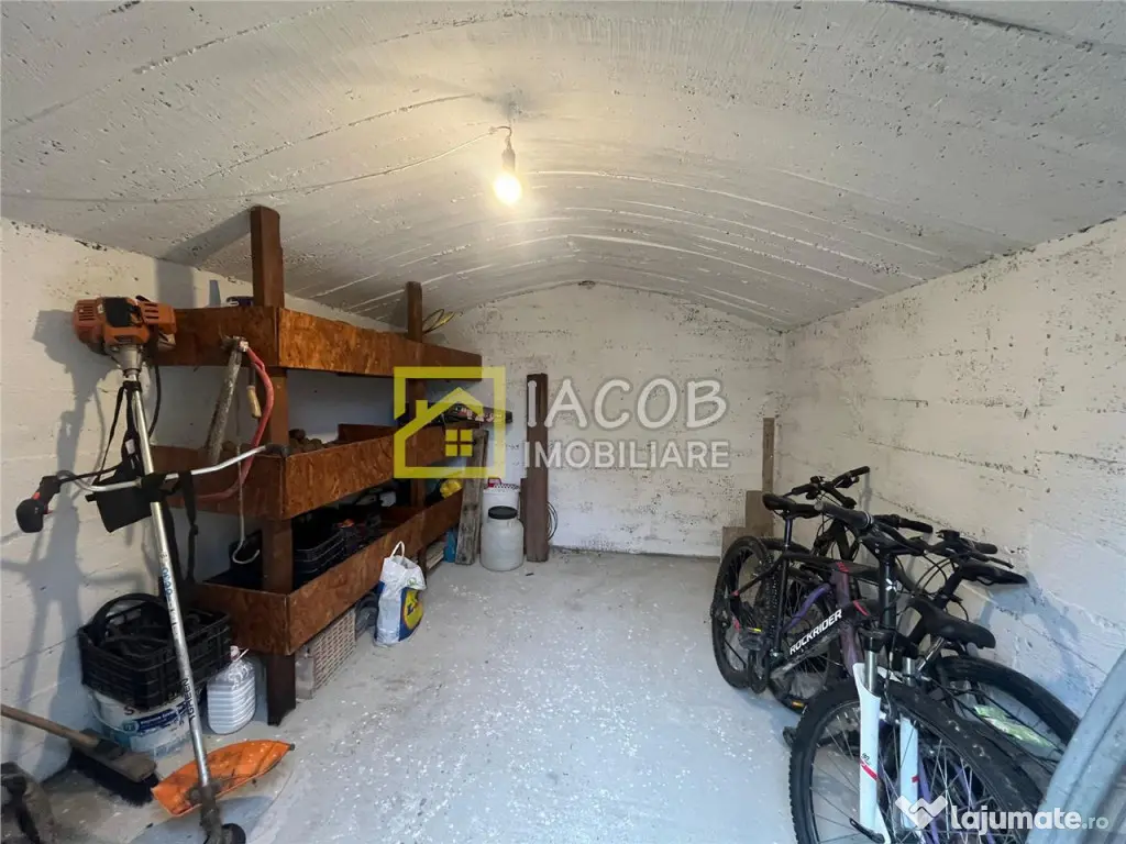 Vila P M, 1150 mp teren, comuna Magura, jud. Bacau