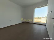 Casa Individuala - 3 camere - 2 bai - 356 mp teren 