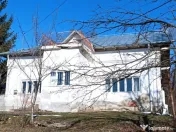 Moșia boierească din vârf de deal, Scorțeni - Prahova, c 