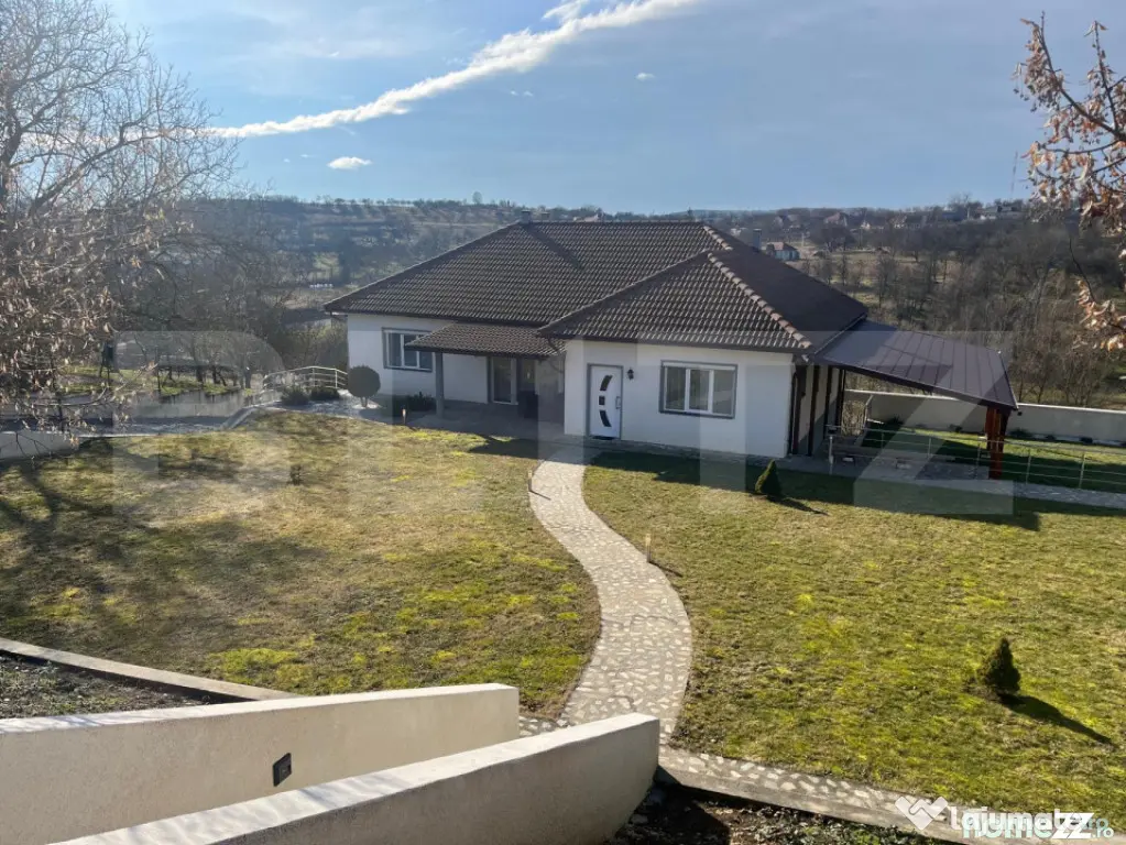 Tihnă, spațiu și bucuria de a trăi: O proprietate de exc - Bistrita (Bistrita-Nasaud)