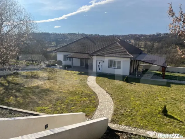Tihnă, spațiu și bucuria de a trăi: O proprietate de exc - Bistrita (Bistrita-Nasaud)
