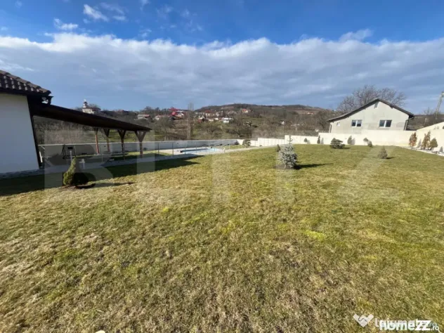 Tihnă, spațiu și bucuria de a trăi: O proprietate de exc - Bistrita (Bistrita-Nasaud)