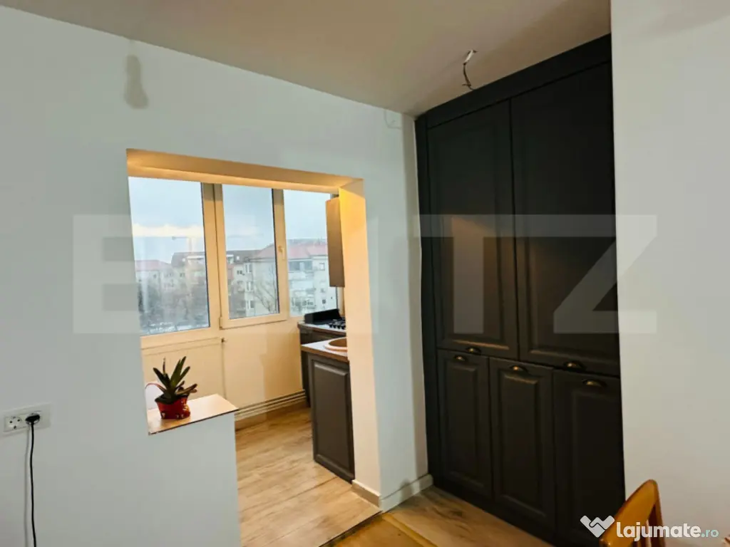 Apartament renovat- 2 camere transformate in 3, zona Bucovi