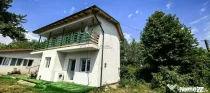 Casă de vacanță / locuință permanentă – zonă centra