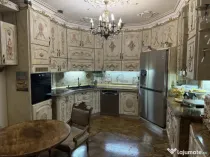 Apartament 3 camere, decomandat - zona Brasovul Vechi