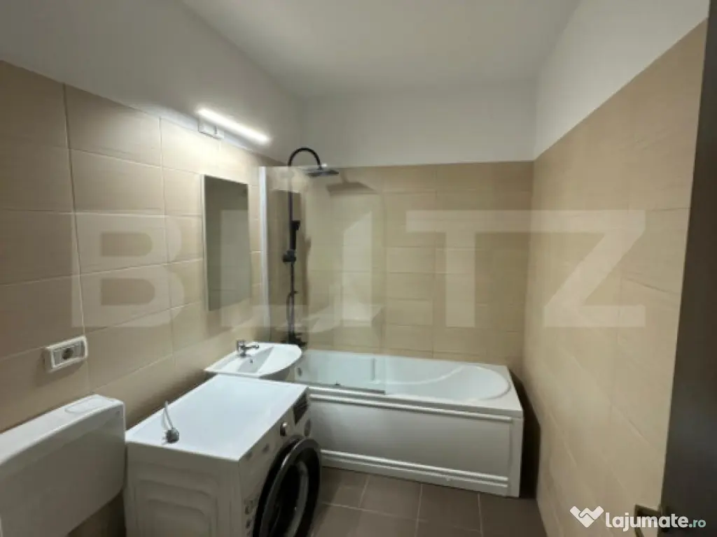 Garsonieră modernă cu balcon, bloc nou - Sânpetru