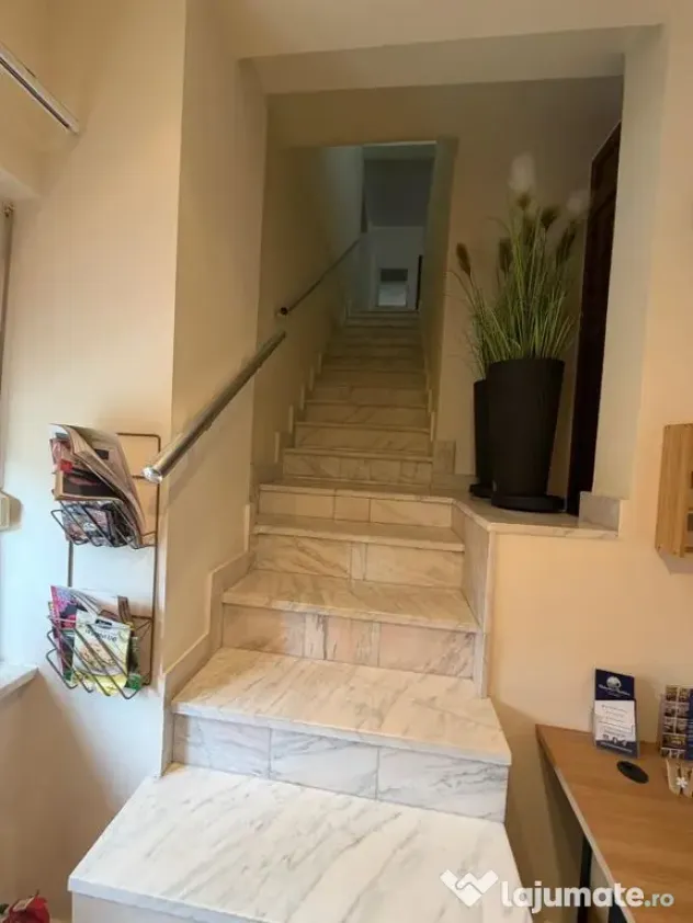 Casa P+1+M , Faleza Nord, pretabil Pensiune /Comercial